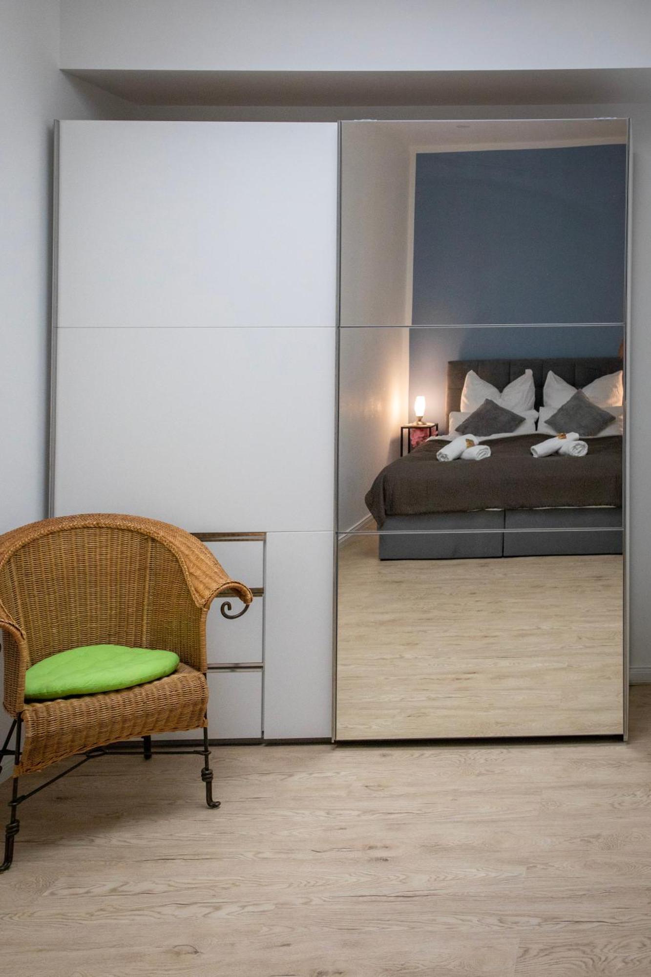 Hannibal - Design Apartment Lilie 2, Vw Naehe, Parkplatz, Kueche, Highspeed-Wlan, Fitness, Solarium Wolfsburg Luaran gambar